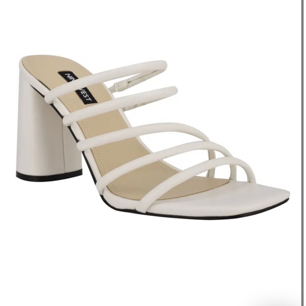 Nine West White Sandals Size 7